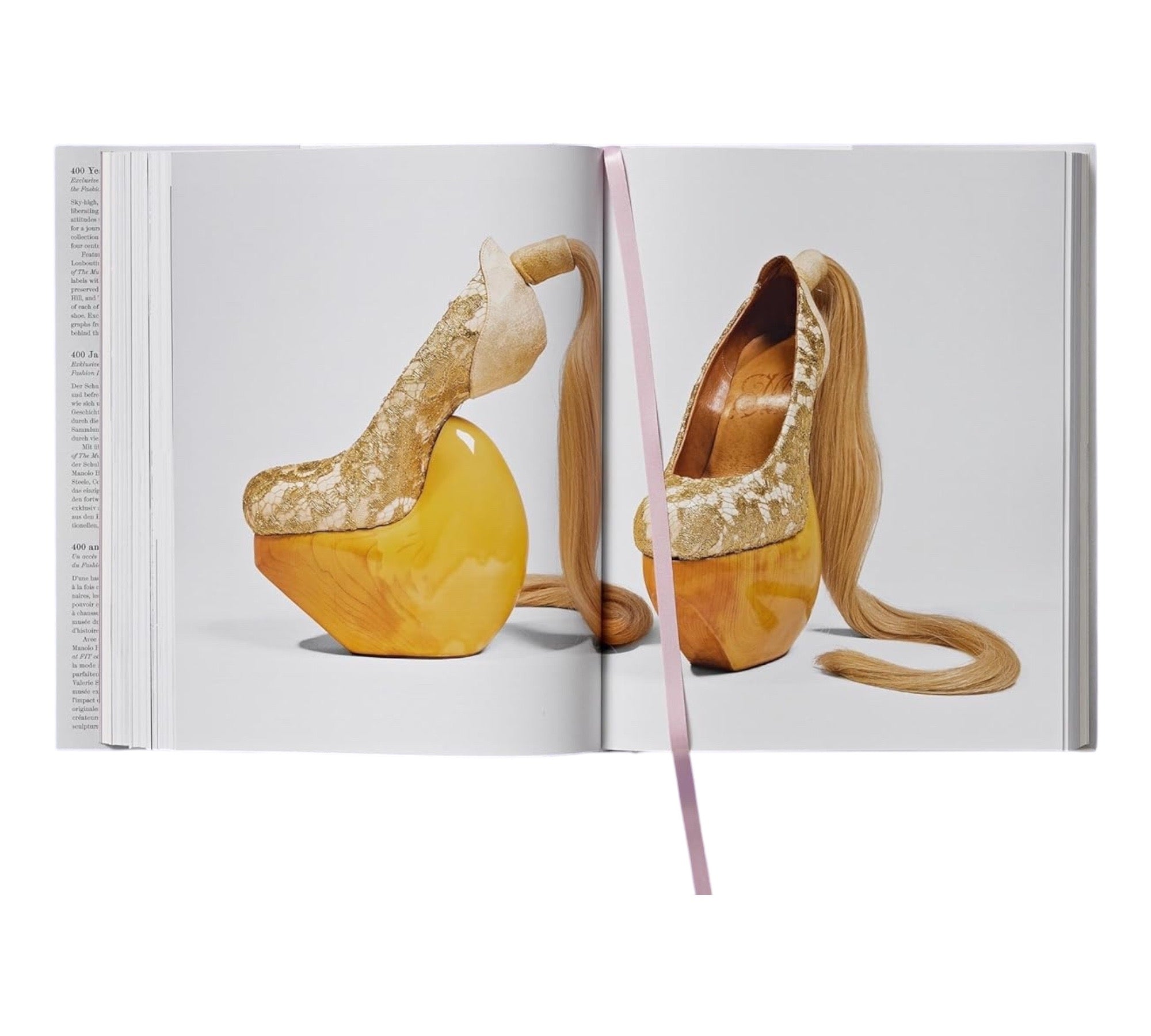 Shoes A-Z (Famous First Edition)