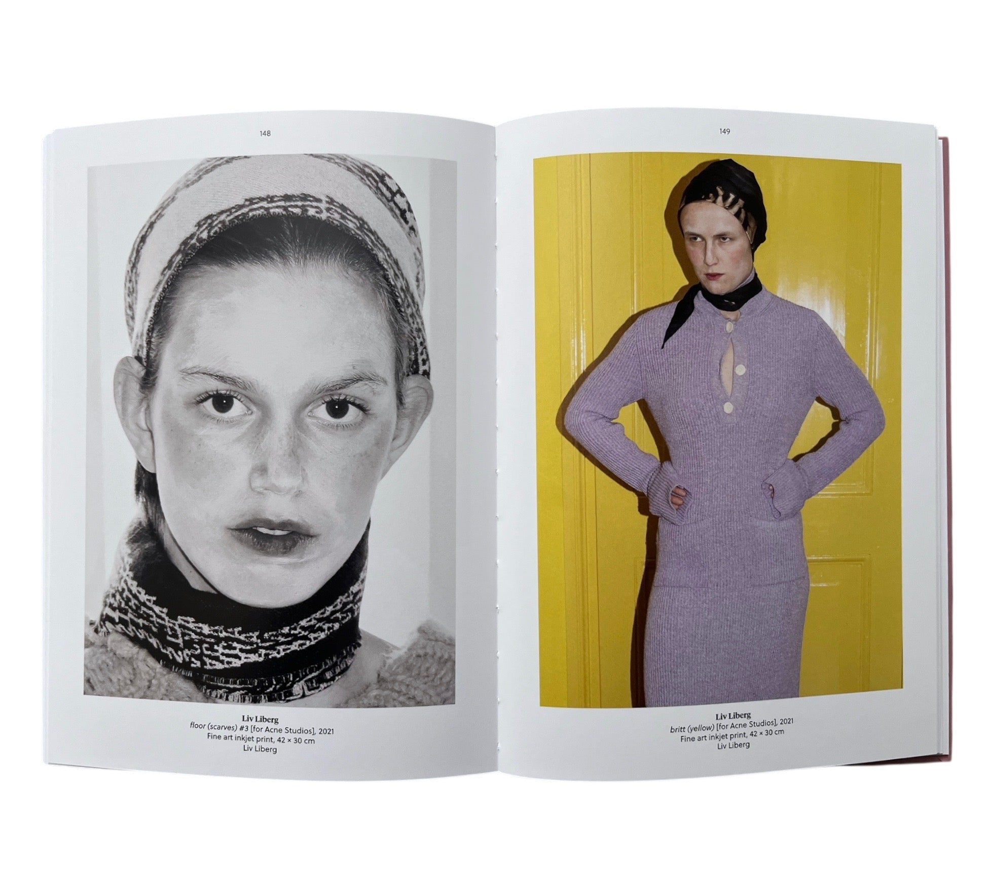 Female View: Women Fashion Photographers from Modernity to the Digital Age