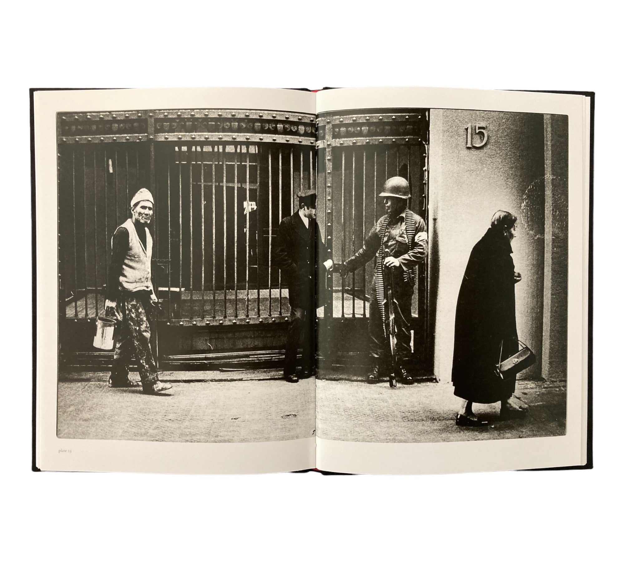 Koen Wessing: Chili, September 1973 - Books on Books #8